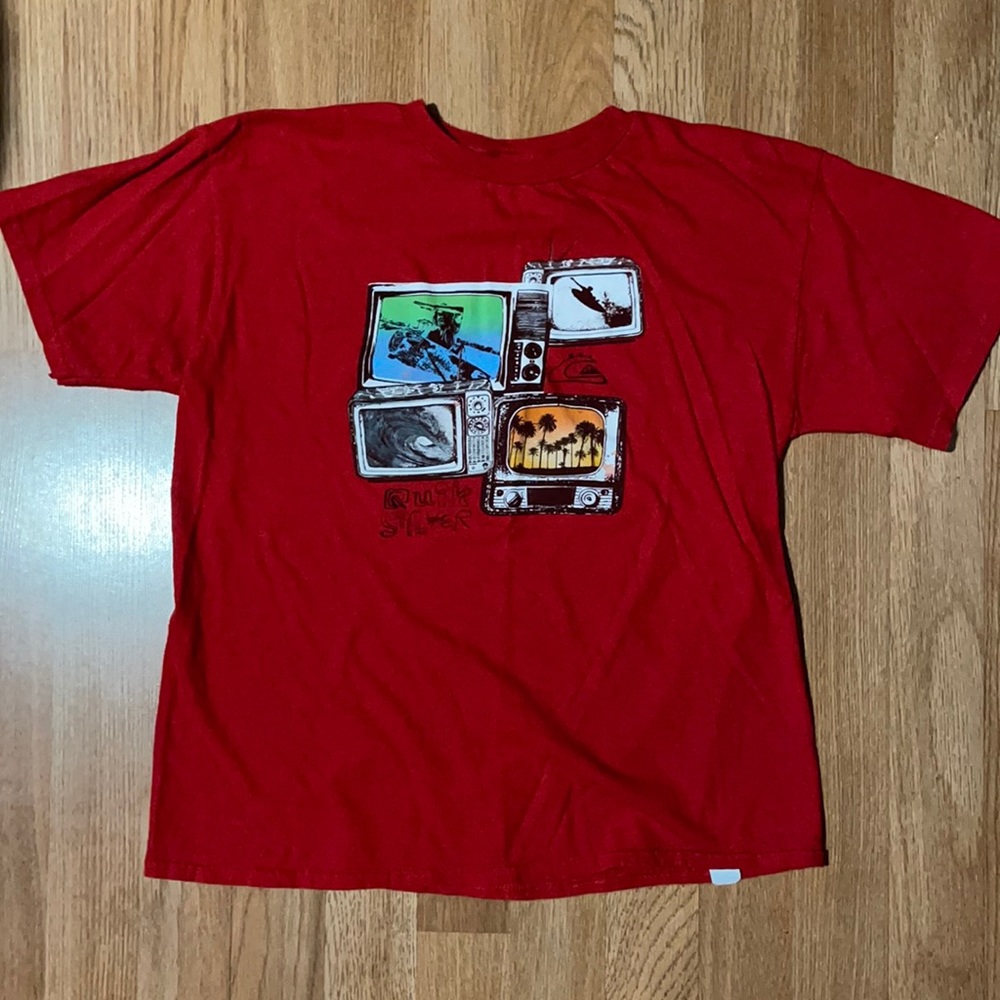 Boys Quicksilver medium/large t-shirt